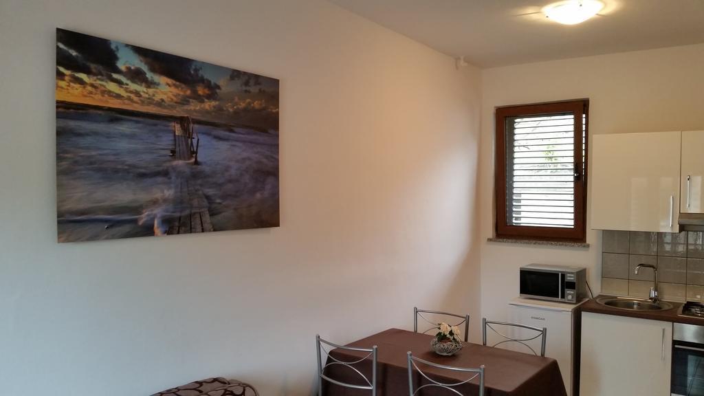 Apartment Labin Szoba fotó
